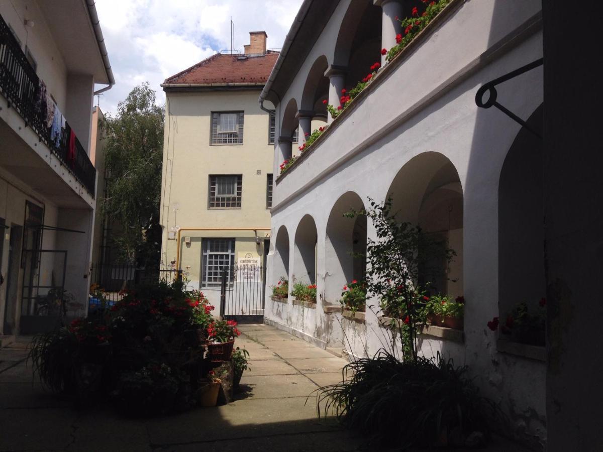 Gabriella Apartman Eger Exterior photo